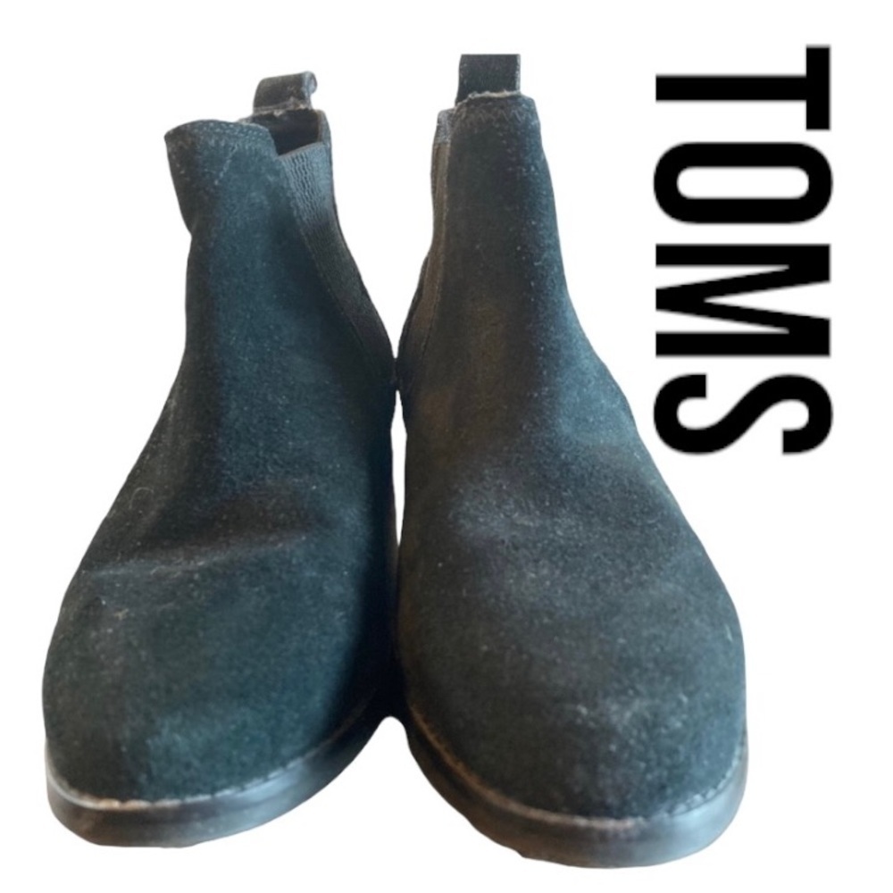 CLEARANCE‎ SALE TOMS Ella Suede Boots